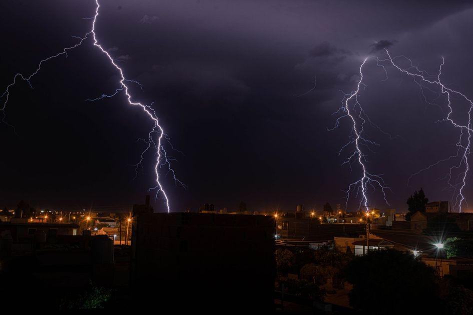 Apagones y El Niño: industria ecuatoriana evalúa recortes laborales si la crisis eléctrica se prolonga