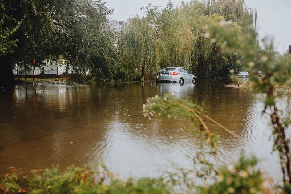 Esmeraldas mantiene emergencia por 90 días tras lluvias que afectan a más de 12 mil personas