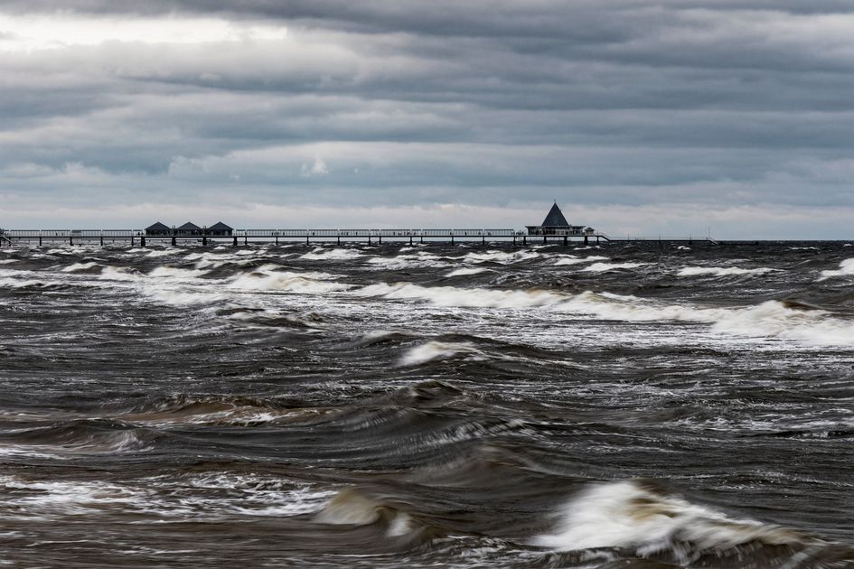 INOCAR advierte mar agitado y oleaje superior al normal hasta el 15 de octubre
